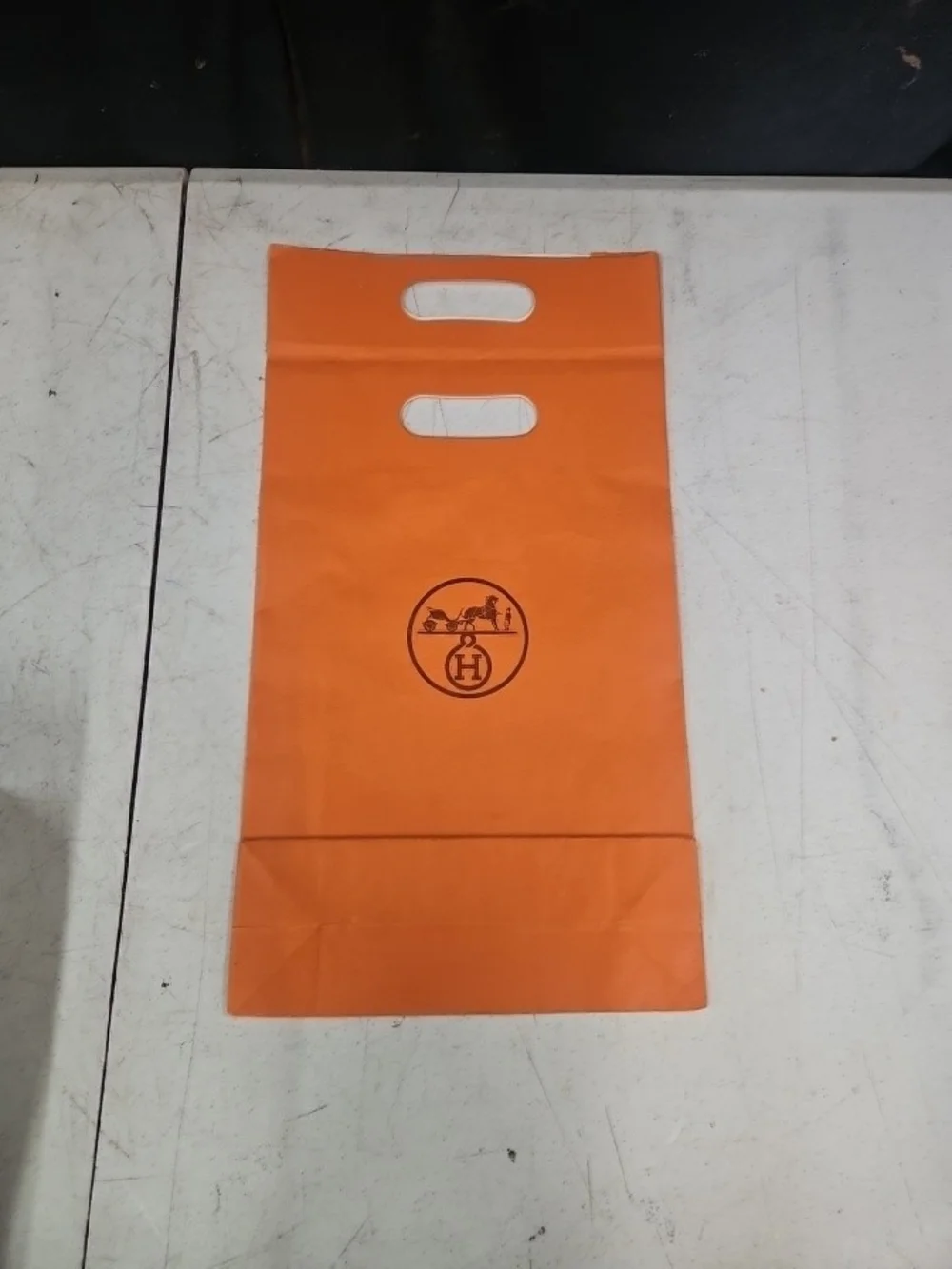 6764 Lot Of 6 Hermès Orange Shopping Bags - Set of Luxury Paper Bags